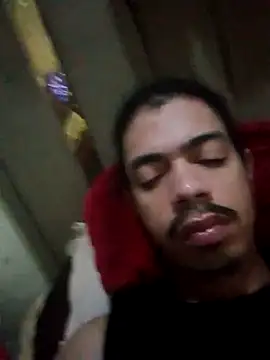 Snapshot of blanquito_leche chatting on 06/22/26, 06:21 blanquito leche online show from 06/22/26, 06:21