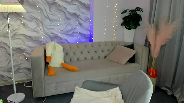 Snapshot of Kylie-Voss chatting on 07/09/26, 02:59 Kylie-Voss online show from 07/09/26, 02:59