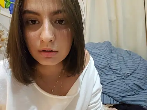 Snapshot of Juh_castro chatting on 07/03/26, 04:30 Juh castro online show from 07/03/26, 04:30