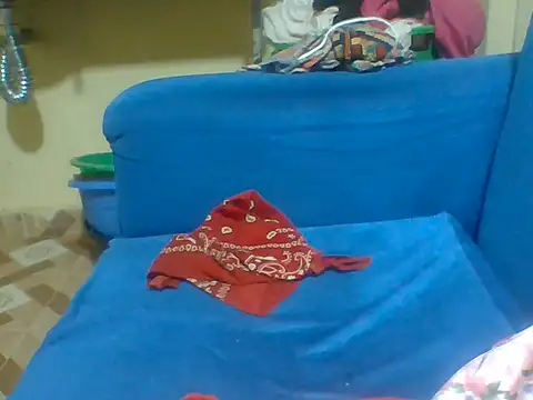 Snapshot of Skylark612 chatting on 07/02/26, 01:49 Skylark612 online show from 07/02/26, 01:49