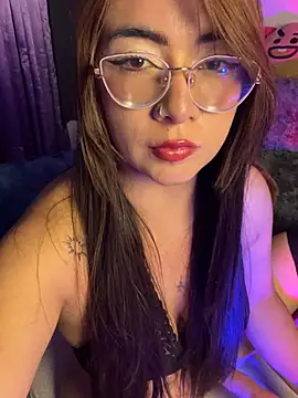 arilynn  online show from 06/14/26, 04:58