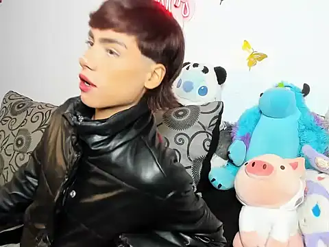 Snapshot of Playboy_andeer chatting on 06/16/26, 09:28 Playboy andeer online show from 06/16/26, 09:28