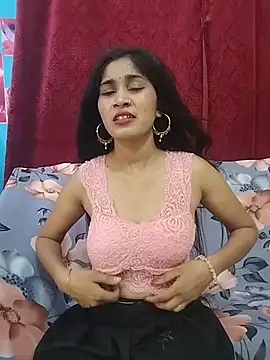 Naughty Kiara  online show from 06/25/26, 05:34
