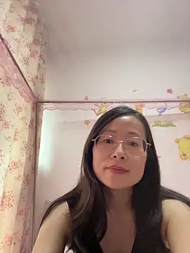 Snapshot of TangTang0530 chatting on 06/20/26, 09:34 TangTang0530 online show from 06/20/26, 09:34