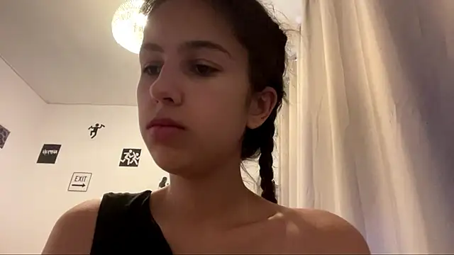Snapshot of SindyKay chatting on 06/11/26, 05:05 SindyKay online show from 06/11/26, 05:05