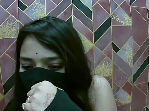 Hot-Roshni online show from 06/11/26, 12:32