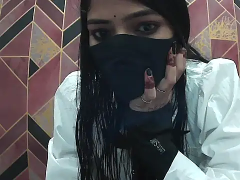 Hot-Roshni online show from 06/18/26, 07:29