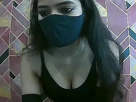 Hot-Roshni online show from 06/25/26, 08:13