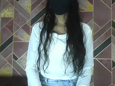 Hot-Roshni online show from 06/30/26, 10:22
