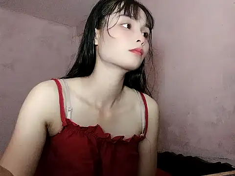 Snapshot of Hean99 chatting on 07/19/26, 01:37 Hean99 online show from 07/19/26, 01:37