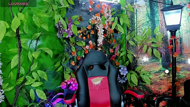 Snapshot of Sarita_Moreno chatting on 07/19/26, 03:32 Sarita Moreno online show from 07/19/26, 03:32