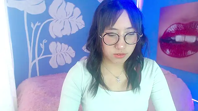 Snapshot of eli_doll chatting on 06/30/26, 11:11 eli doll online show from 06/30/26, 11:11