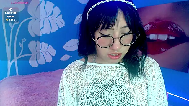 Snapshot of eli_doll chatting on 07/15/26, 11:26 eli doll online show from 07/15/26, 11:26