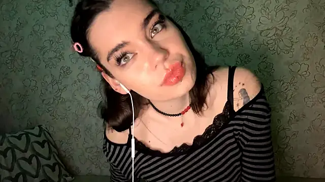 LaceyBatter online show from 06/23/26, 09:24
