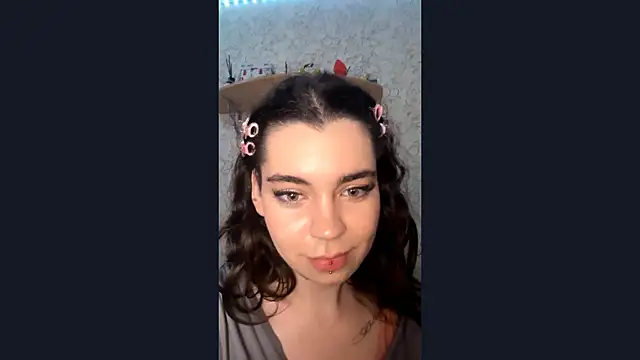 LaceyBatter online show from 06/30/26, 07:37