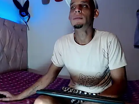Brendt Hotx online show from 06/25/26, 06:29
