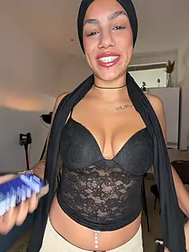Snapshot of nadiabnssd chatting on 07/27/26, 08:16 nadiabnssd online show from 07/27/26, 08:16