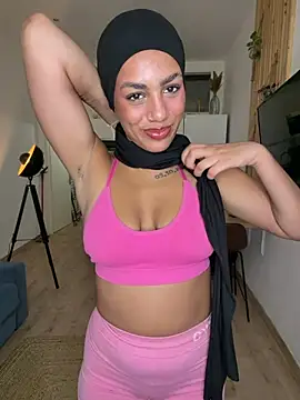 Snapshot of nadiabnssd chatting on 07/28/26, 12:59 nadiabnssd online show from 07/28/26, 12:59