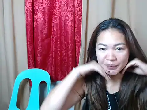 urpretty hotmama online show from 06/20/26, 02:03