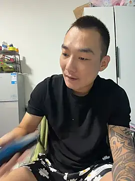 Snapshot of xiya-888 chatting on 07/18/26, 02:10 xiya-888 online show from 07/18/26, 02:10