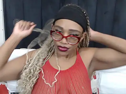 SultryDivax online show from 06/04/26, 10:38