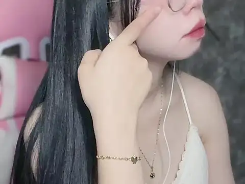 suka167 online show from 06/08/26, 04:35