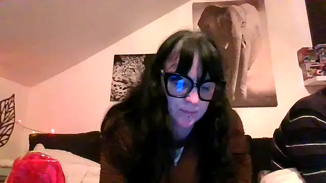 Snapshot of sexujuly88 chatting on 01/10/26, 11:09 sexujuly88 online show from 01/10/26, 11:09