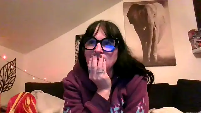 Snapshot of sexujuly88 chatting on 01/14/26, 10:14 sexujuly88 online show from 01/14/26, 10:14