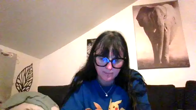 Snapshot of sexujuly88 chatting on 03/04/26, 10:27 sexujuly88 online show from 03/04/26, 10:27