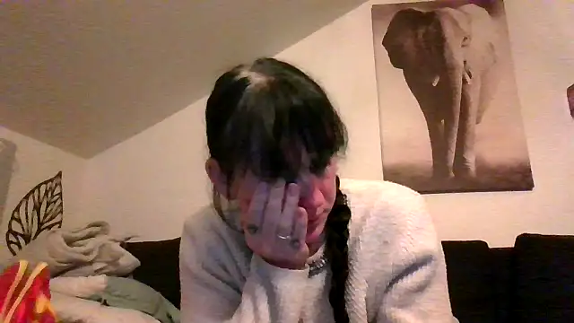 Snapshot of sexujuly88 chatting on 03/10/26, 10:04 sexujuly88 online show from 03/10/26, 10:04