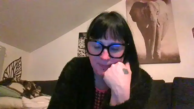 Snapshot of sexujuly88 chatting on 03/22/26, 10:24 sexujuly88 online show from 03/22/26, 10:24