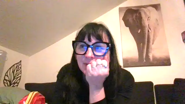 Snapshot of sexujuly88 chatting on 03/29/26, 09:37 sexujuly88 online show from 03/29/26, 09:37