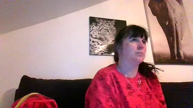 Snapshot of sexujuly88 chatting on 04/17/26, 09:40 sexujuly88 online show from 04/17/26, 09:40