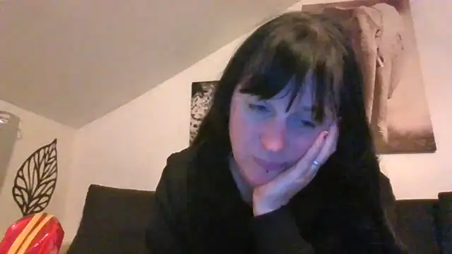 Snapshot of sexujuly88 chatting on 05/13/26, 10:06 sexujuly88 online show from 05/13/26, 10:06