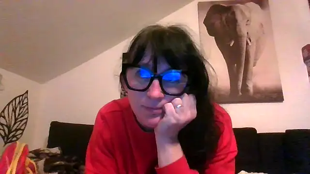 Snapshot of sexujuly88 chatting on 05/20/26, 09:21 sexujuly88 online show from 05/20/26, 09:21