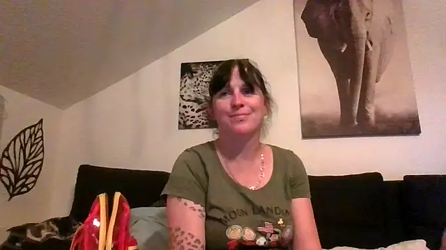 Snapshot of sexujuly88 chatting on 05/29/26, 09:24 sexujuly88 online show from 05/29/26, 09:24