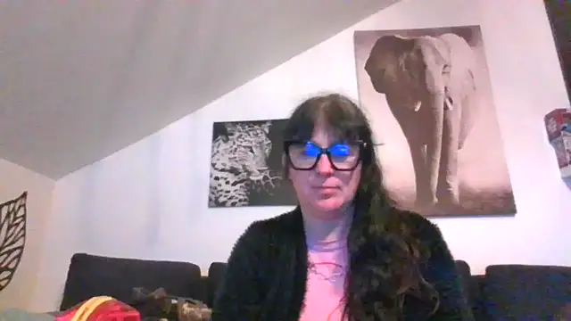Snapshot of sexujuly88 chatting on 06/12/26, 10:08 sexujuly88 online show from 06/12/26, 10:08