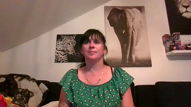Snapshot of sexujuly88 chatting on 07/18/26, 11:41 sexujuly88 online show from 07/18/26, 11:41