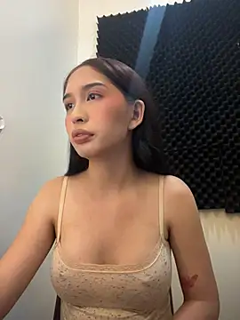 Snapshot of lovely_samina chatting on 06/27/26, 02:55 lovely samina online show from 06/27/26, 02:55
