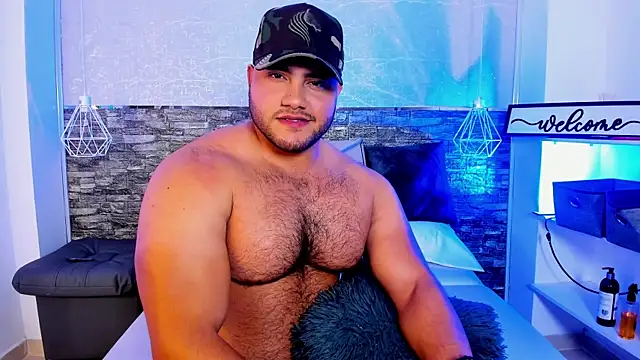 apolorusso online show from 07/24/26, 06:11