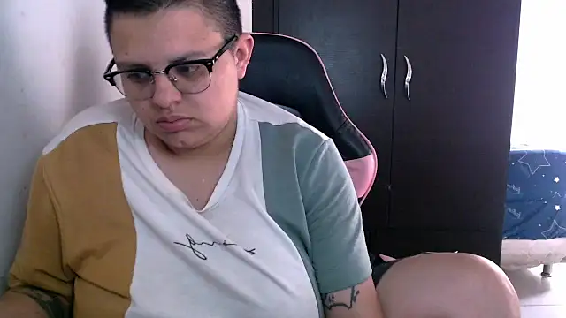 Snapshot of Kristy_rouseXXX chatting on 07/26/26, 05:53 Kristy rouseXXX online show from 07/26/26, 05:53