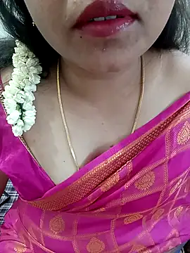 Snapshot of Anushka_tamil_kannada chatting on 07/06/26, 06:10 Anushka tamil kannada online show from 07/06/26, 06:10