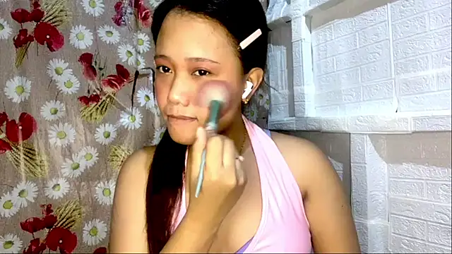 Snapshot of Abegail2221 chatting on 07/16/26, 12:22 Abegail2221 online show from 07/16/26, 12:22