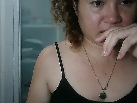 bitchychubby online show from 06/25/26, 03:38