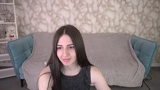 Snapshot of AlesiaDessmond chatting on 06/18/26, 07:07 AlesiaDessmond online show from 06/18/26, 07:07