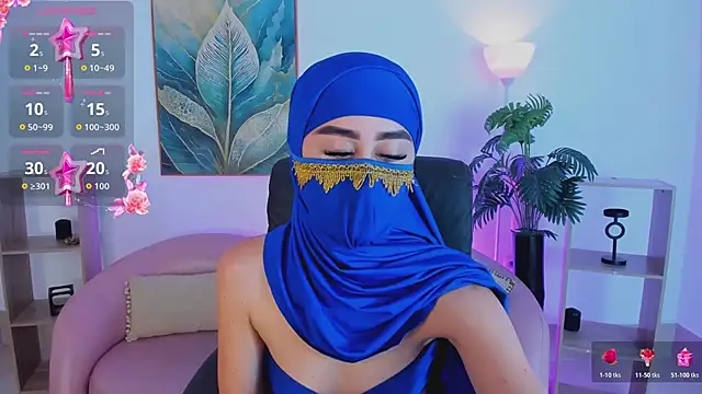 Snapshot of Alina_Malak chatting on 06/19/26, 04:33 Alina Malak online show from 06/19/26, 04:33