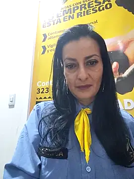 Snapshot of ALEJANDRA__28 chatting on 06/26/26, 12:42 ALEJANDRA 28 online show from 06/26/26, 12:42