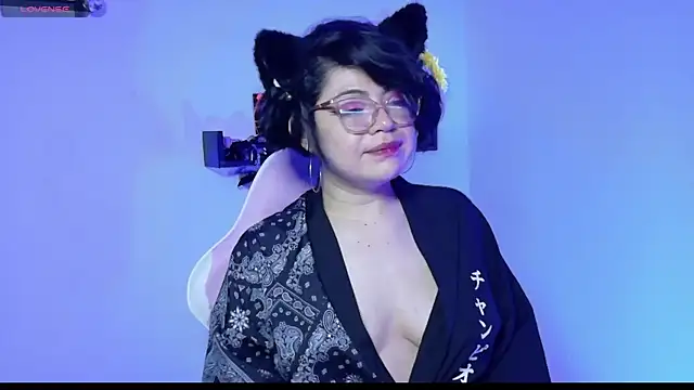 Snapshot of Meow_cat4 chatting on 06/21/26, 12:41 Meow cat4 online show from 06/21/26, 12:41