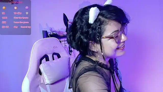 Snapshot of Meow_cat4 chatting on 06/26/26, 04:55 Meow cat4 online show from 06/26/26, 04:55