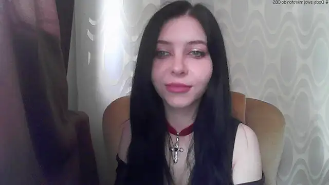 Snapshot of RileyTight chatting on 06/03/26, 09:45 RileyTight online show from 06/03/26, 09:45